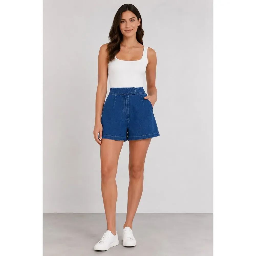 Avara Medium Wash Denim Tailored High Rise Shorts Womens Size Small New